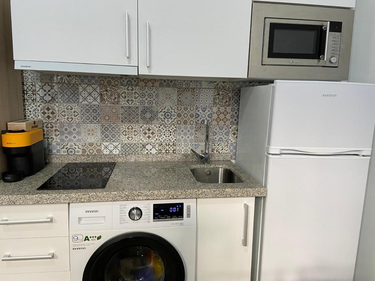 Apartamento Cruz Roja A Севиля Екстериор снимка